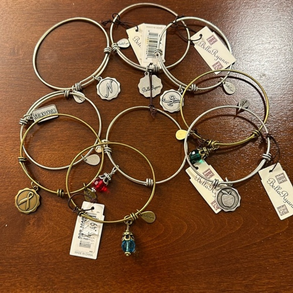NWT lot of Bella Ryann bracelets